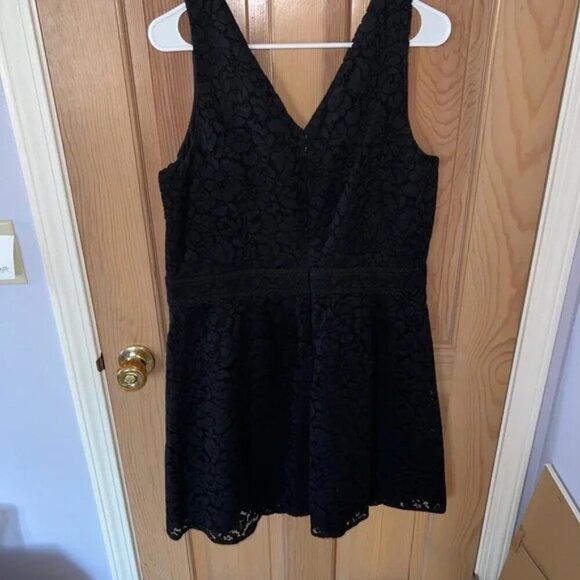 NWT! LOFT - Black Lace Dress - 14 - Picture 2 of 4